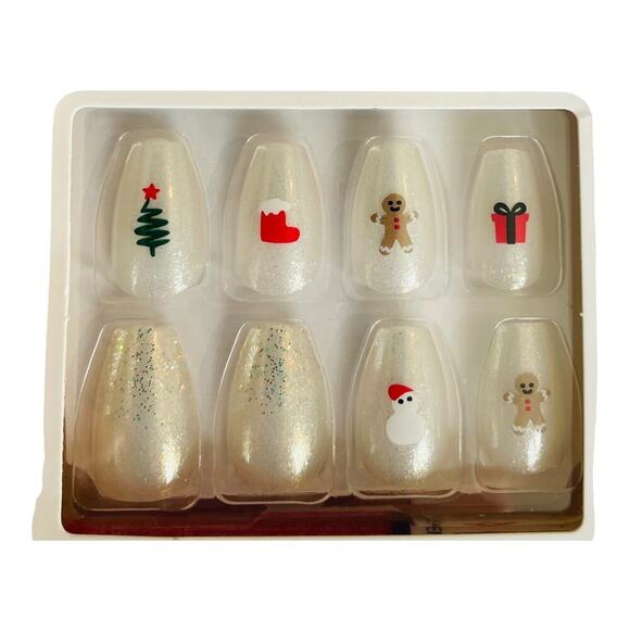 Kiss Voguish Fantasy Press on Holiday Nails Bundle of Six Sets - Picture 4 of 10